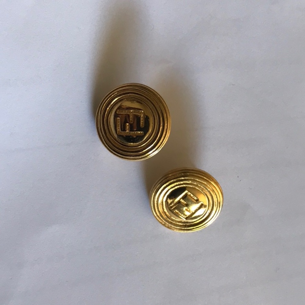 Fendi Logo